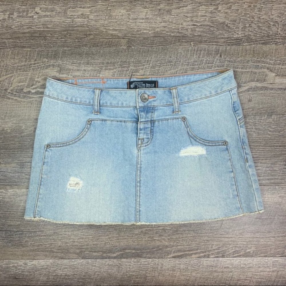 Volcom Denim Mini Skirt size 5 Light Wash